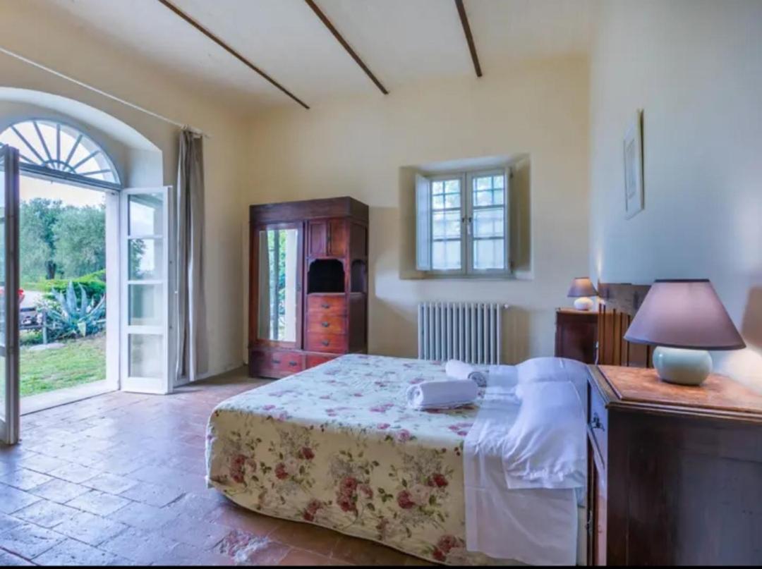 פוג'יבונסי Agriturismo La Moraia מראה חיצוני תמונה