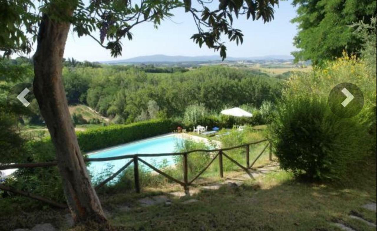 פוג'יבונסי Agriturismo La Moraia מראה חיצוני תמונה