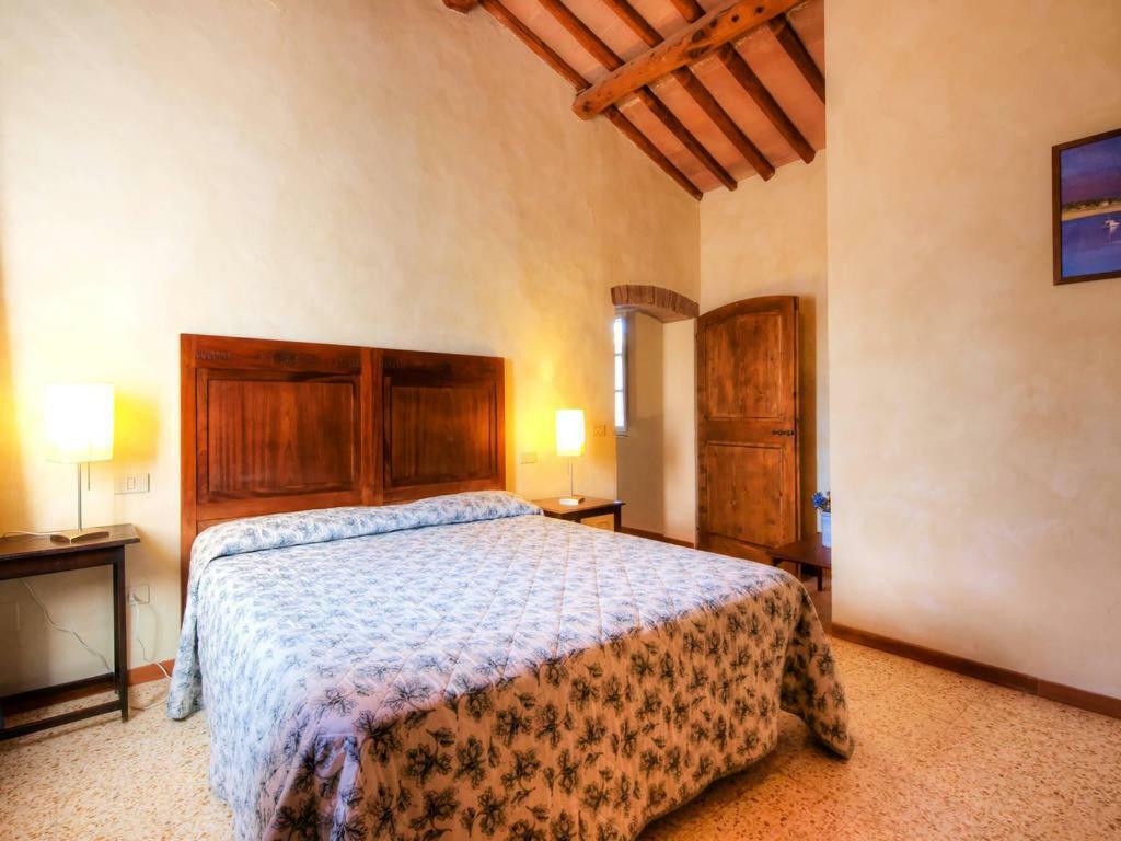 פוג'יבונסי Agriturismo La Moraia מראה חיצוני תמונה