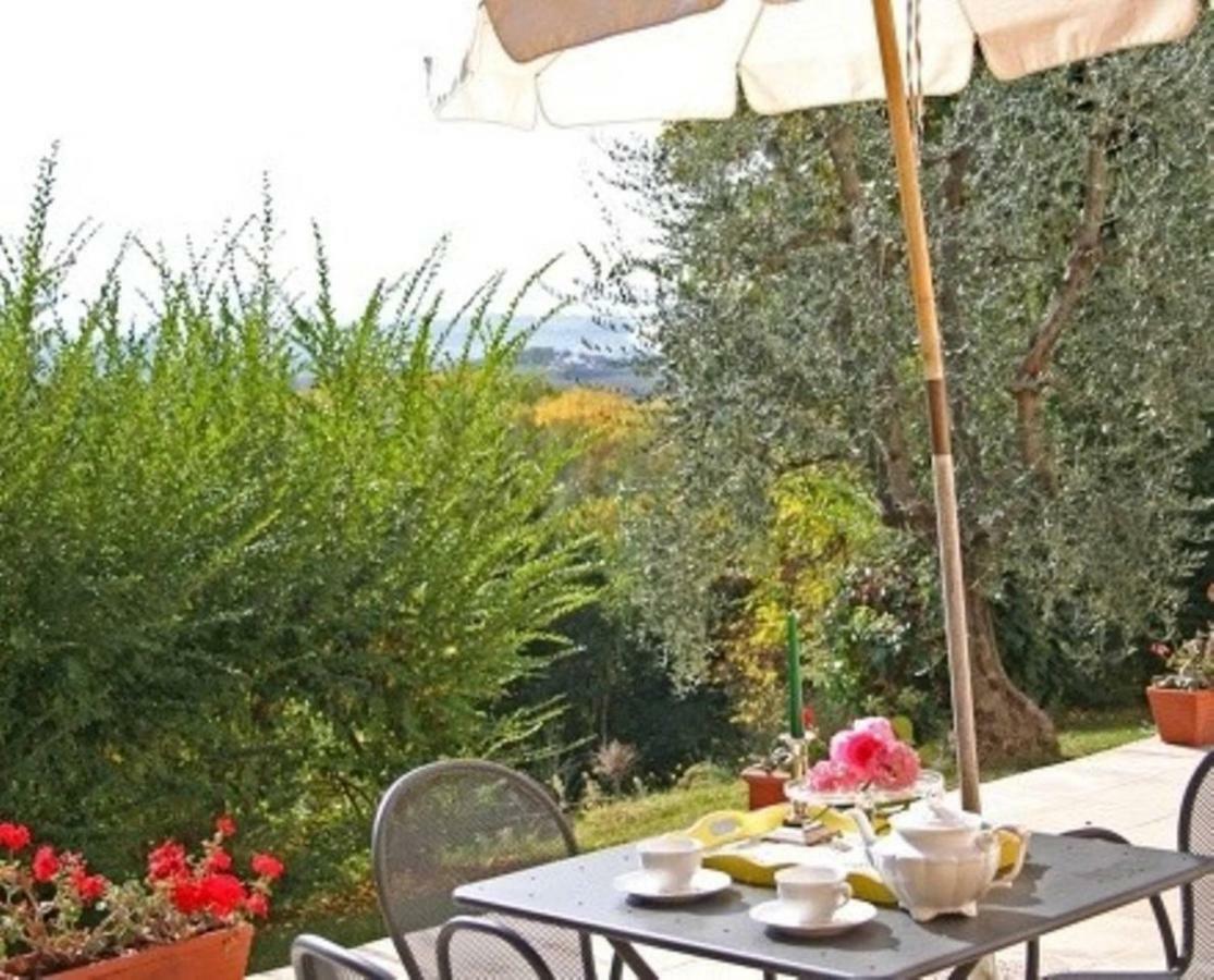 פוג'יבונסי Agriturismo La Moraia מראה חיצוני תמונה